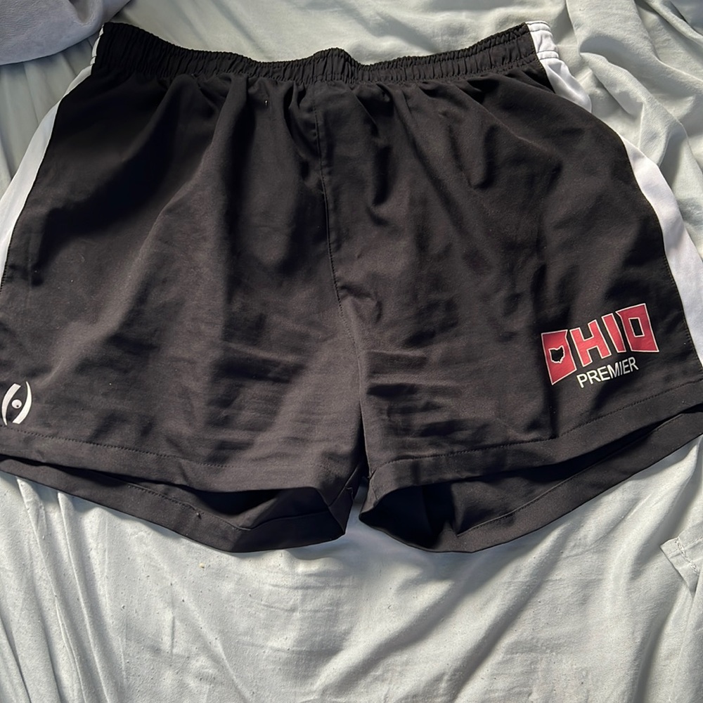 super comfortable and simple black shorts